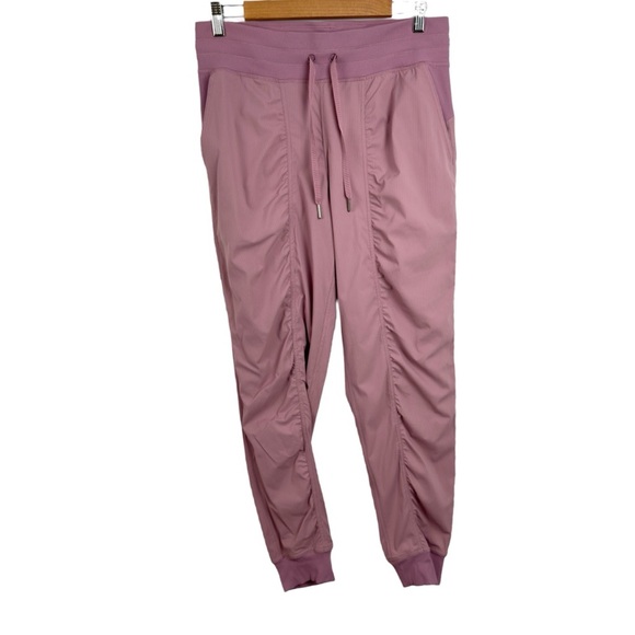 Lululemon Dance Studio Jogger Mid-Rise Frosted Mulberry Athletic Pants Size 8 - Picture 2 of 16